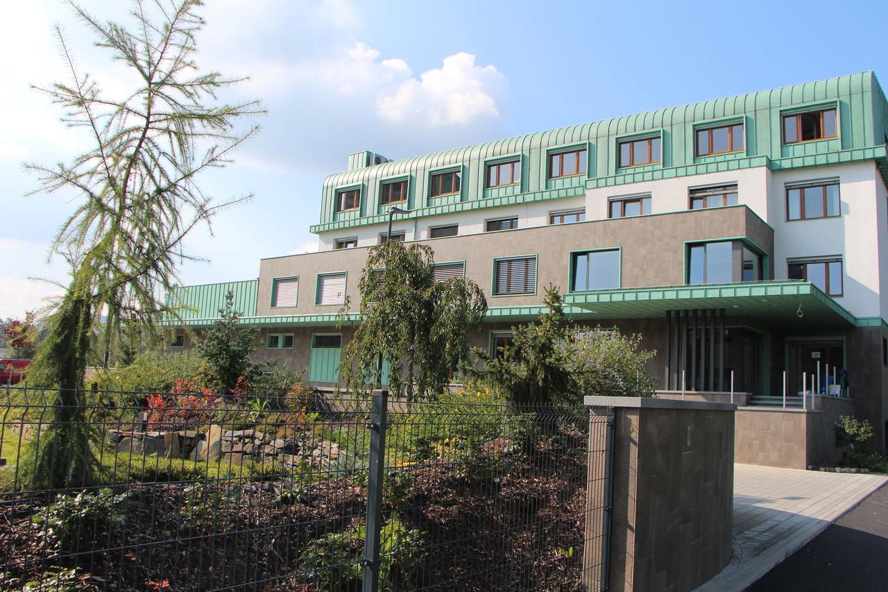 Hotel Bartos Frenštát pod Radhoštěm 외부 사진