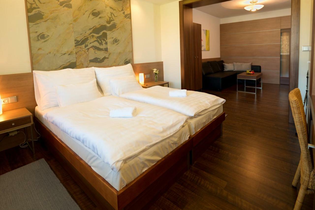 Hotel Bartos Frenštát pod Radhoštěm 외부 사진