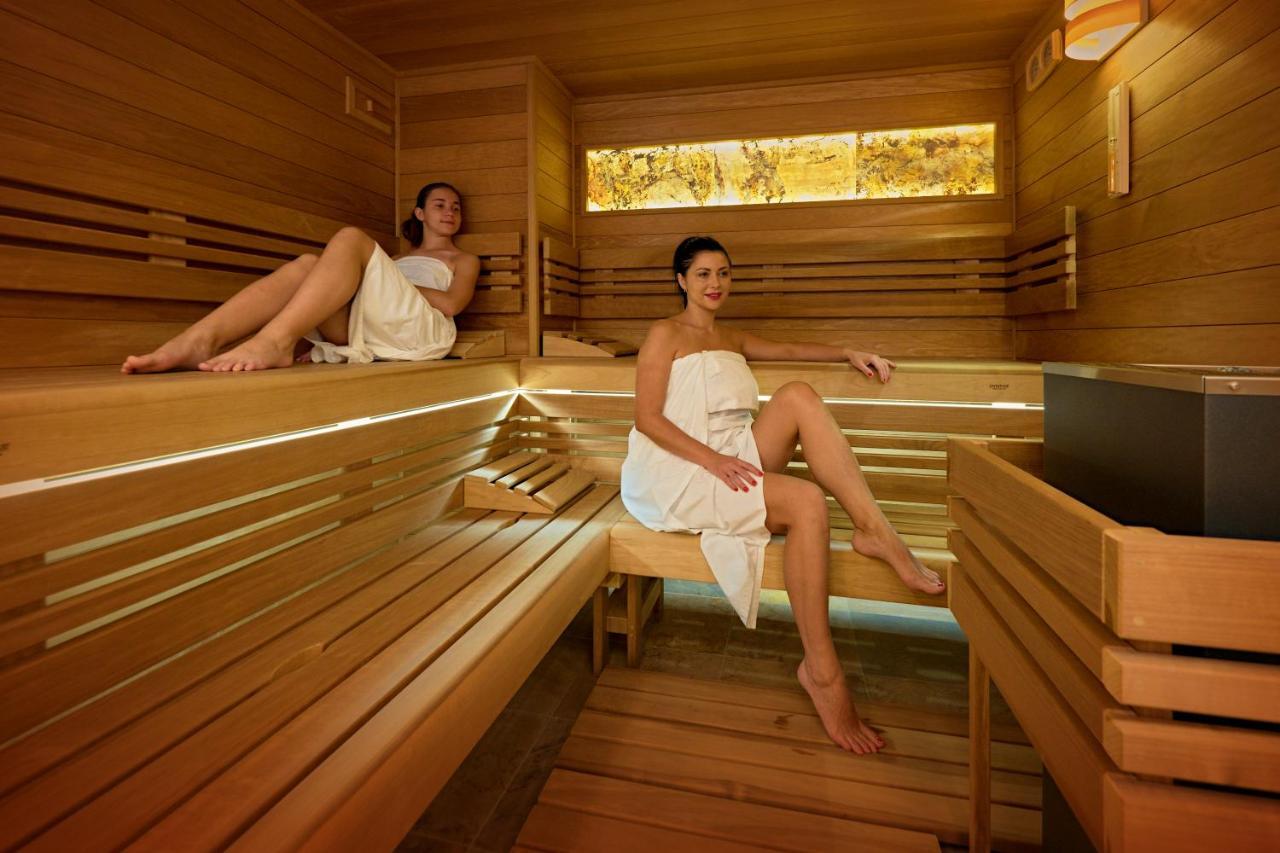 Hotel Bartos Frenštát pod Radhoštěm 외부 사진
